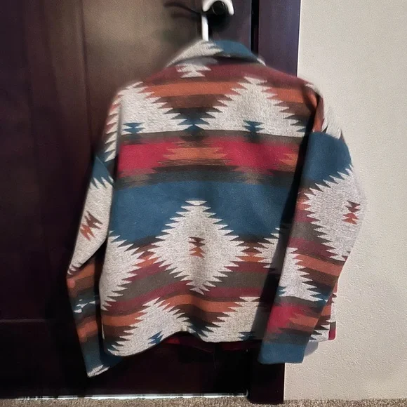 Aztec pattern jacket - Picture 2 of 2